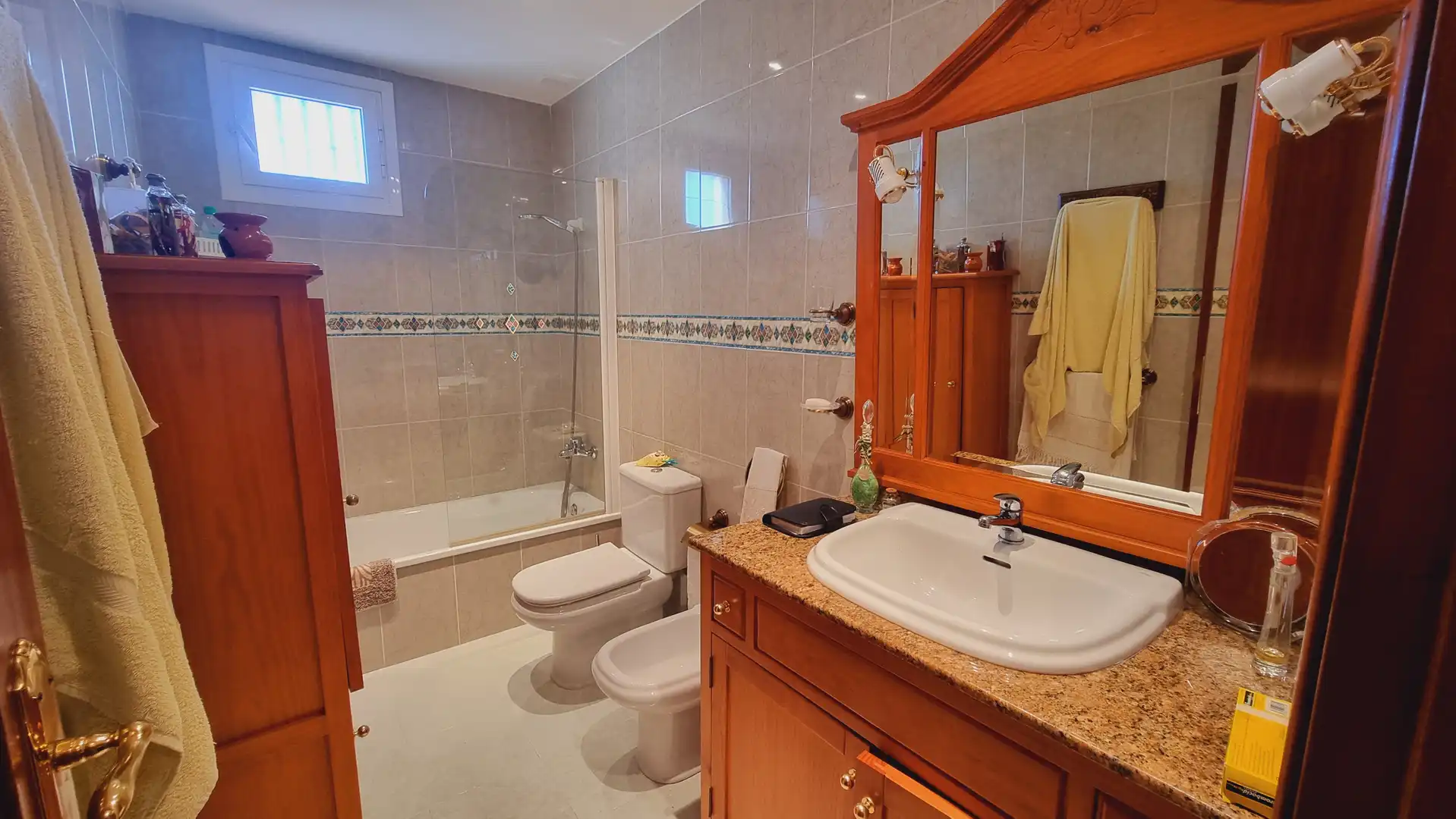 Baño de Piso en venta en Rute con Aire acondicionado, Calefacción y Amueblado