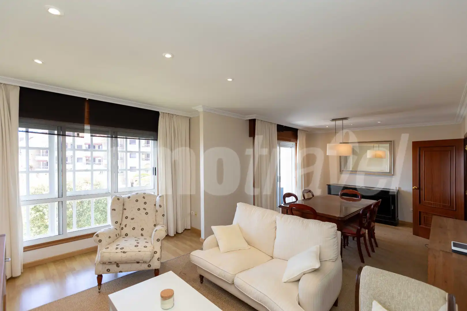Sala d'estar de Casa adosada de lloguer en Sanxenxo amb Jardí privat, Terrassa i Moblat