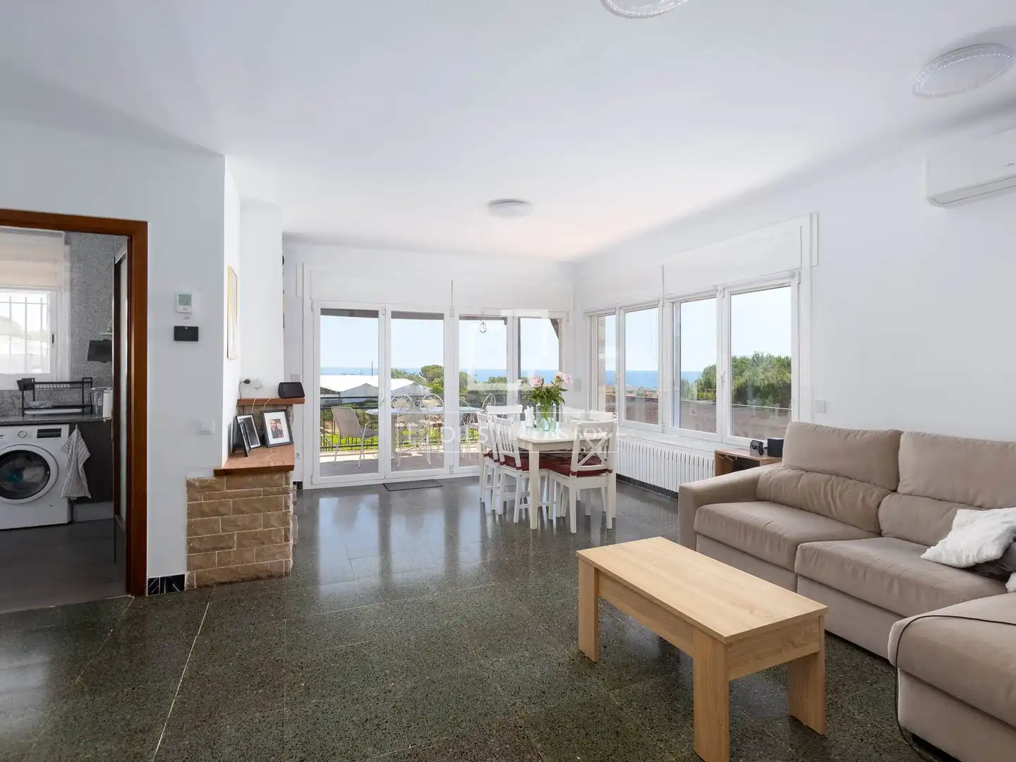 Detached house with terrace for sale in Cabrils, imagen 2