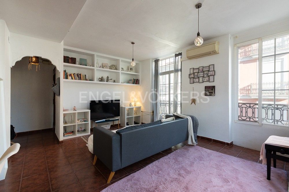 Living room of Apartment to rent in  Valencia Capital  with Air Conditioner, Heating and Furnished