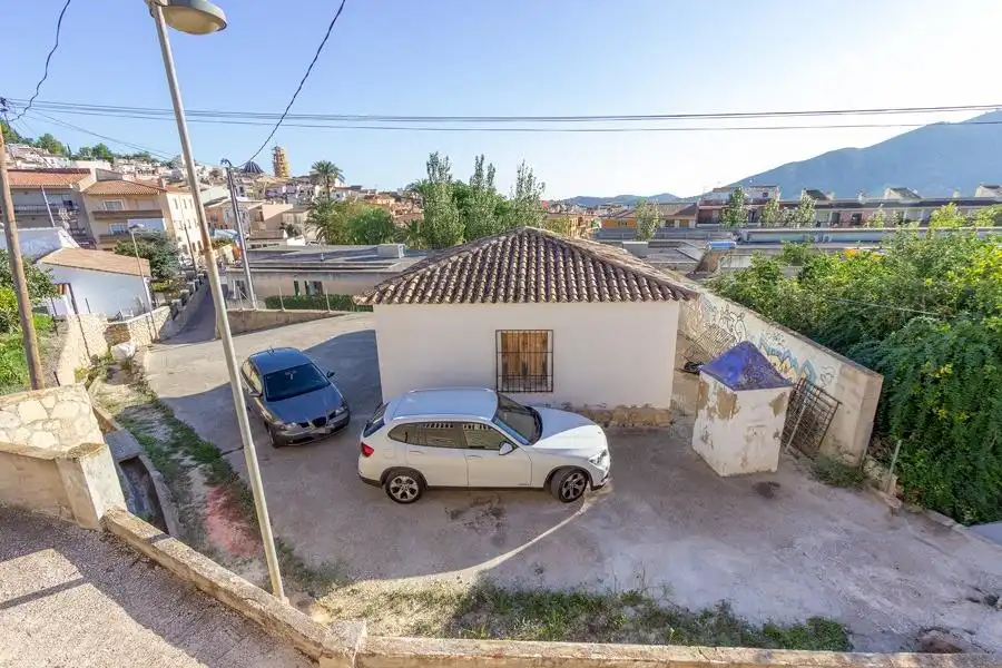 Vista exterior de Casa o xalet en venda en Finestrat amb Jardí privat, Terrassa i Traster