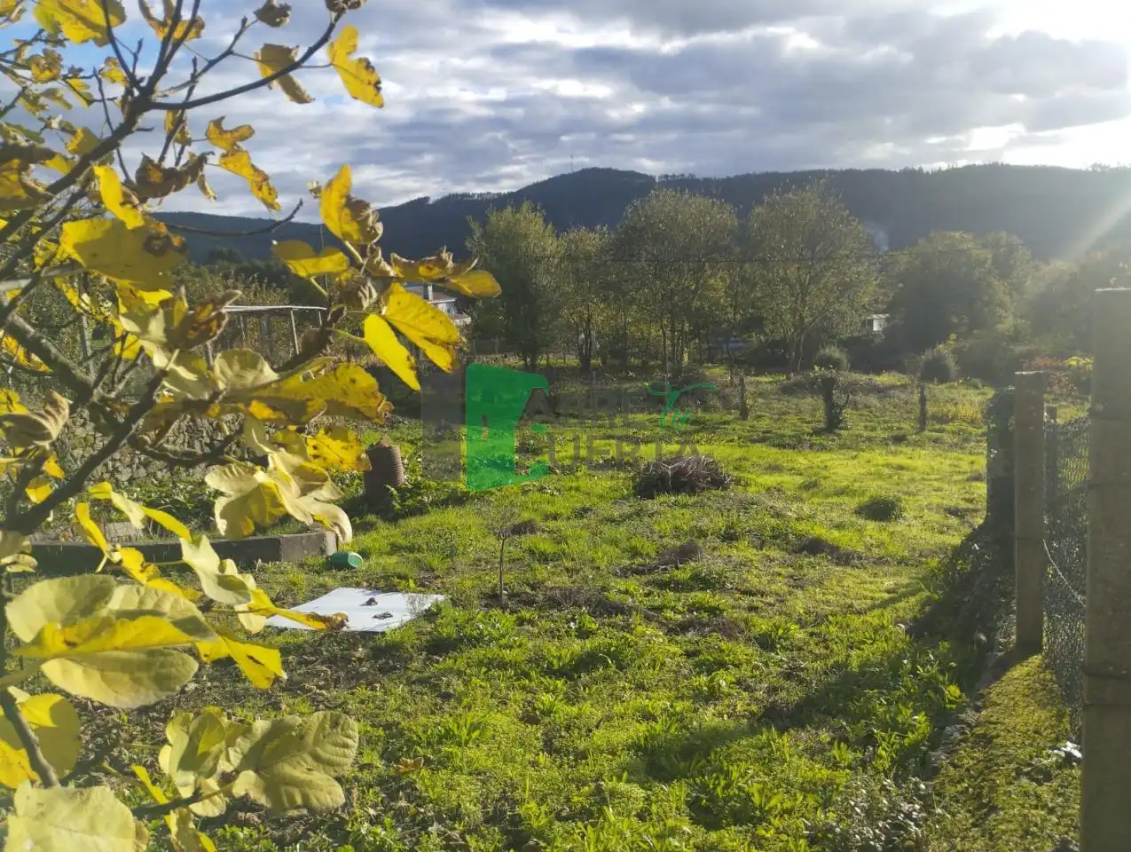 Casa o xalet en venda en Ourense Capital  amb Calefacció, Jardí privat i Moblat