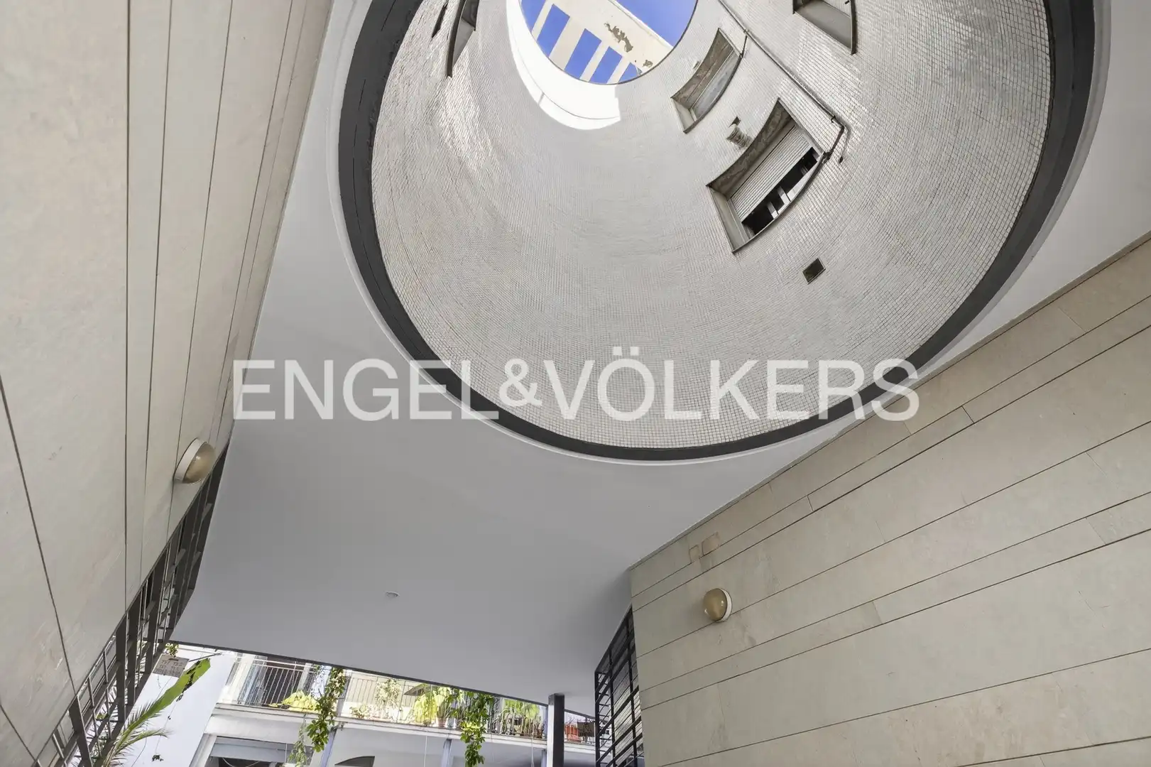 Exterior view of Duplexes for sale in Sevilla  with Air Conditioner and Heating