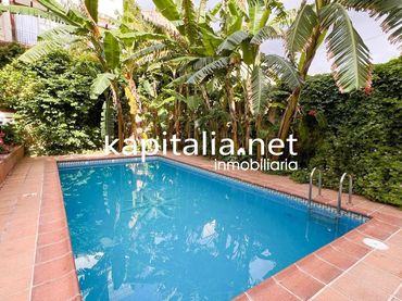 Villa con balcone in vendita a Xàtiva