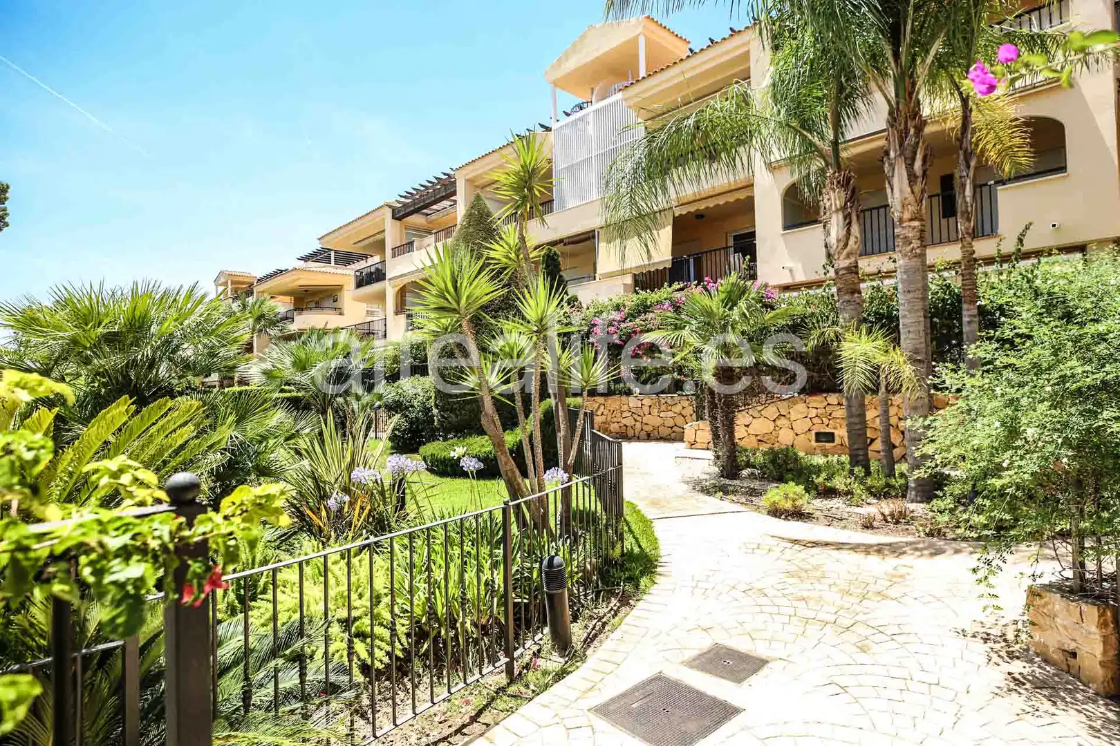 Vista exterior de Apartament en venda en Altea amb Aire condicionat, Calefacció i Terrassa