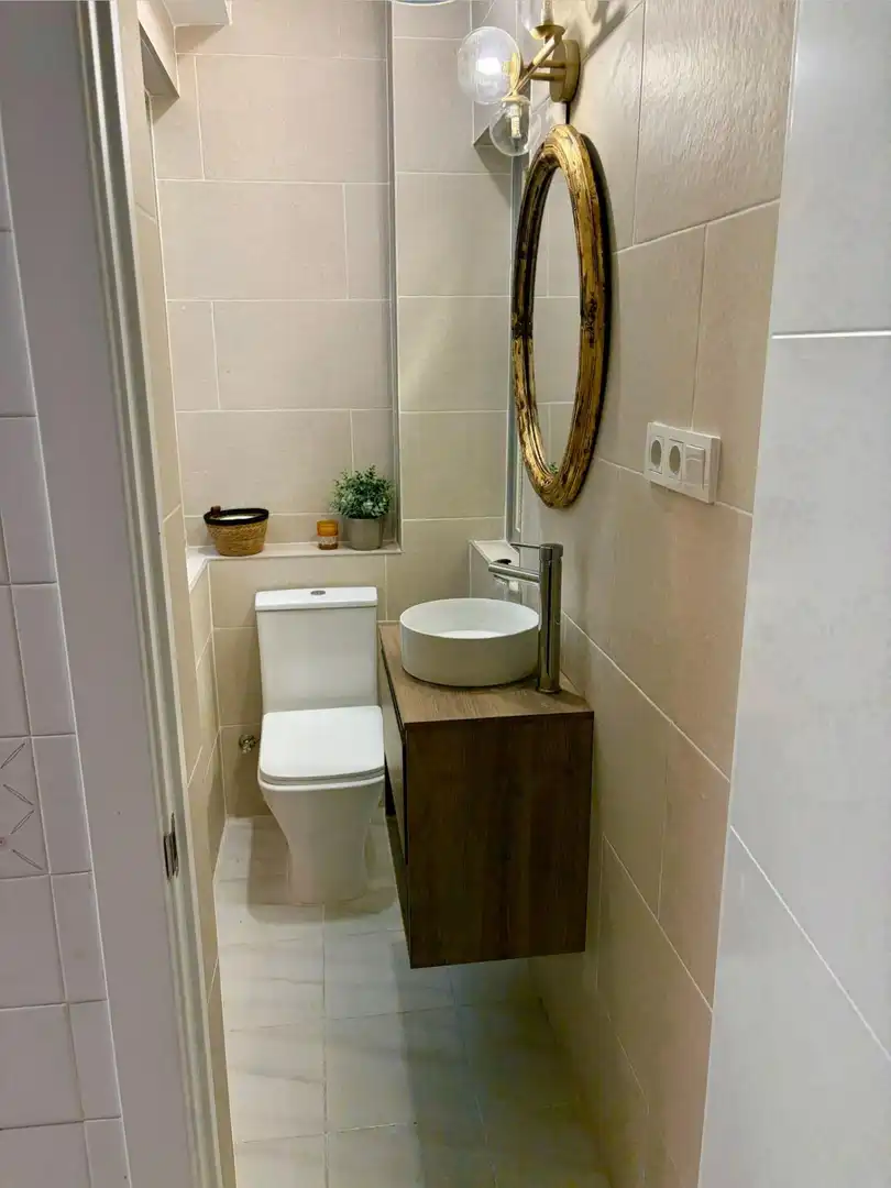 Badezimmer von Wohnung zur Miete in Centro