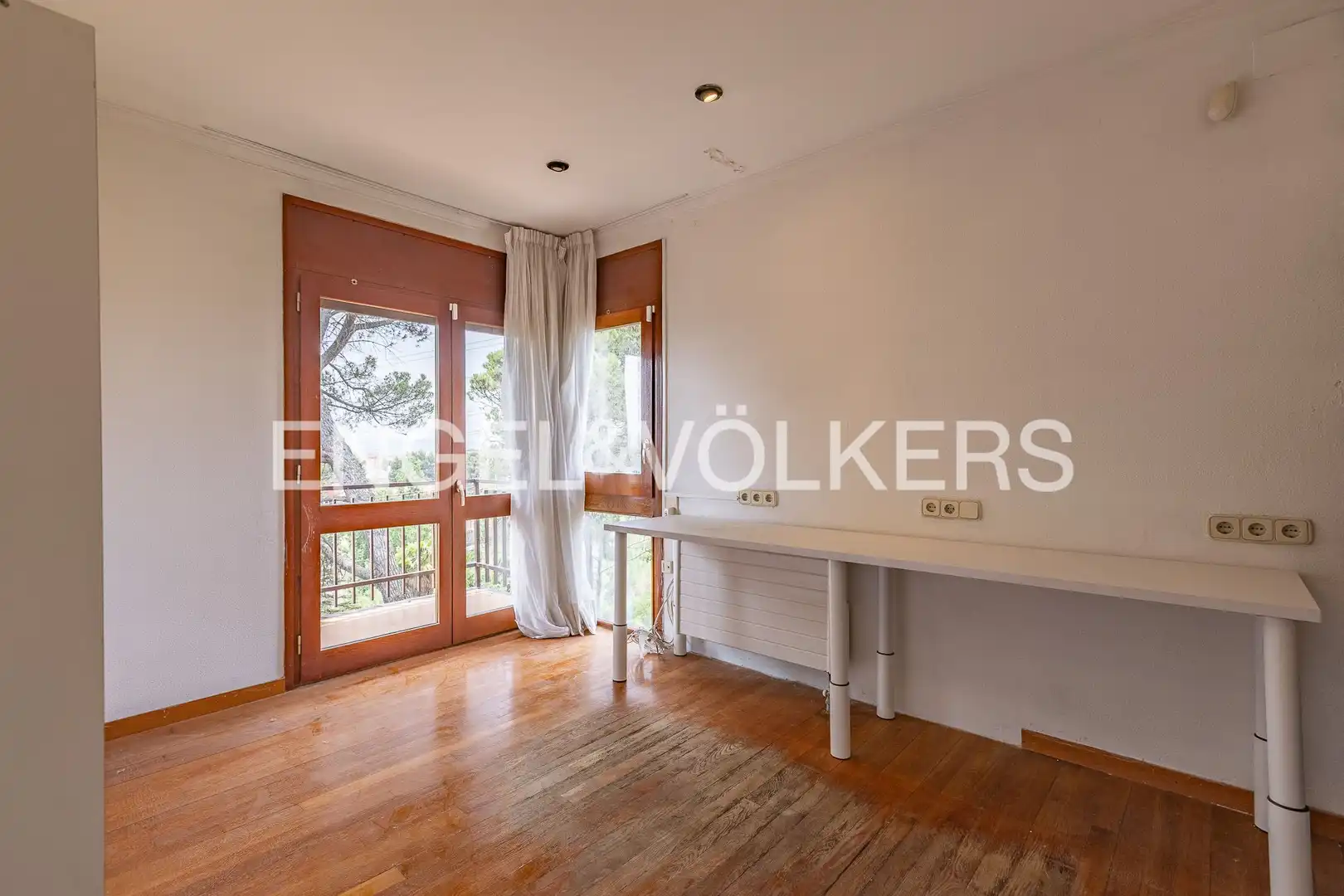 Sala d'estar de Finca rústica en venda en Manresa amb Calefacció, Jardí privat i Terrassa