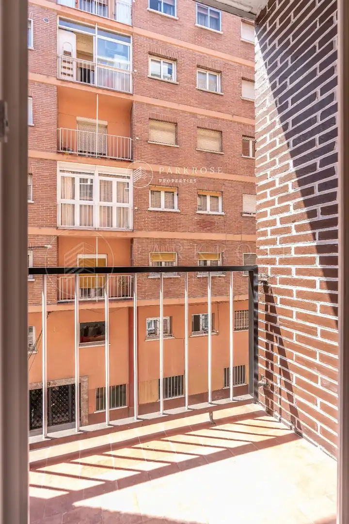 Balcony of Flat for sale in Madrid  with Air Conditioner, Heating and Terrace