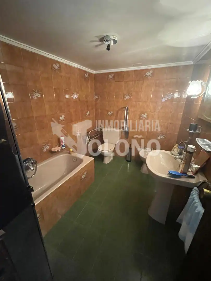 Baño de Finca rústica en venta en Zarratón con Trastero y Balcón