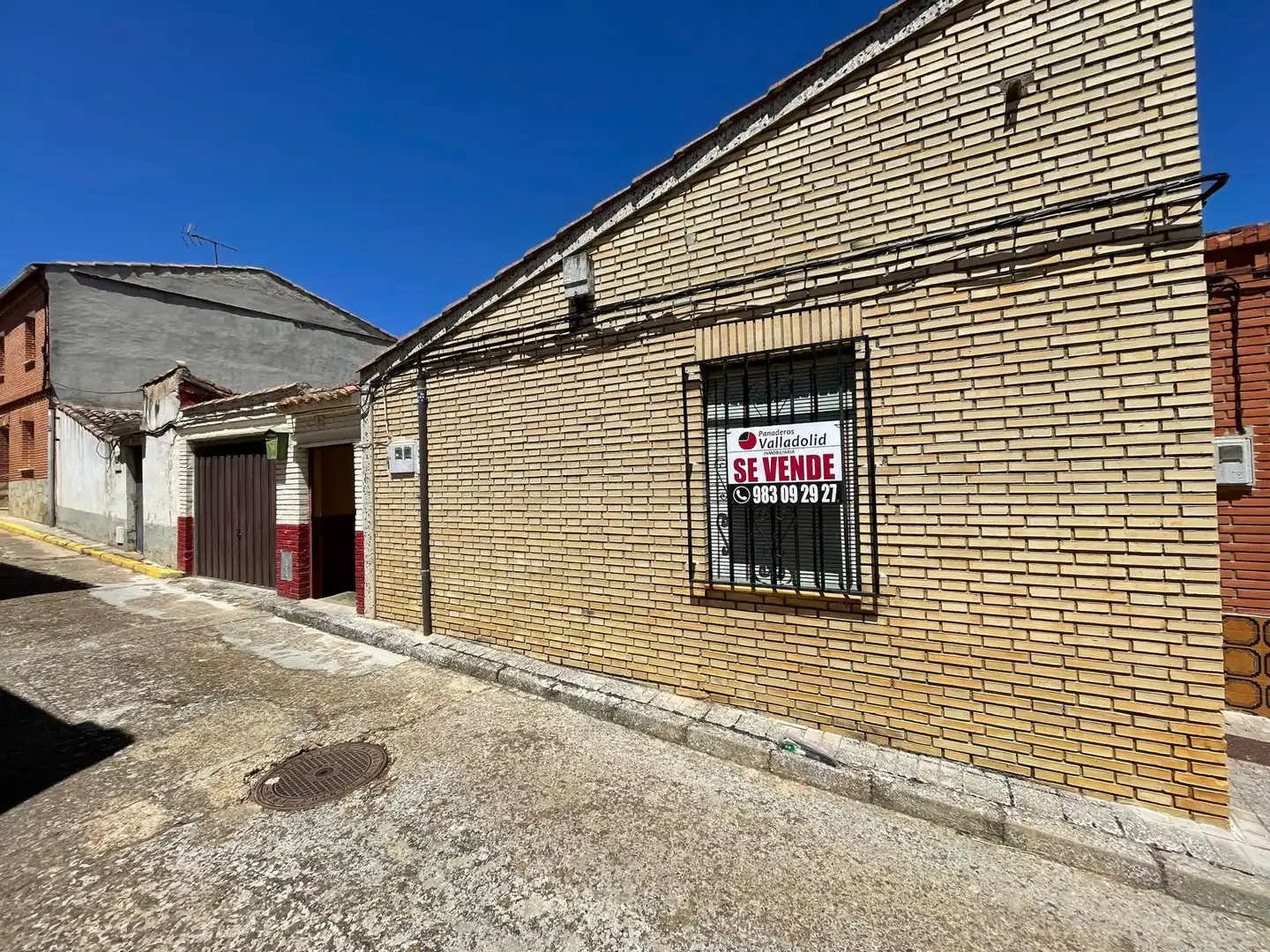 Vista exterior de Finca rústica en venda en Mayorga amb Terrassa, Traster i Moblat