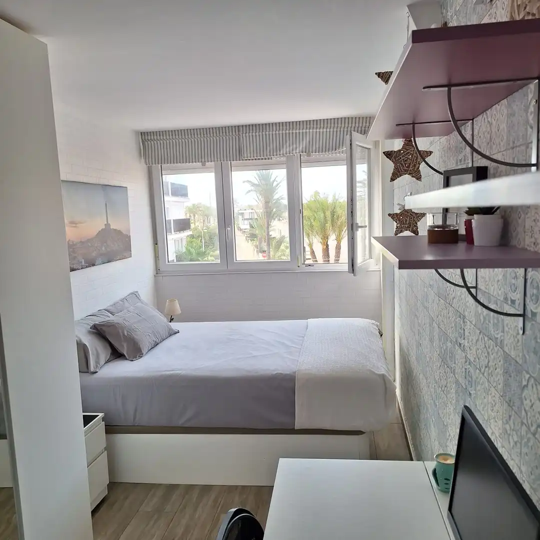 Habitación de Apartamento en venta en La Manga del Mar Menor con Aire acondicionado