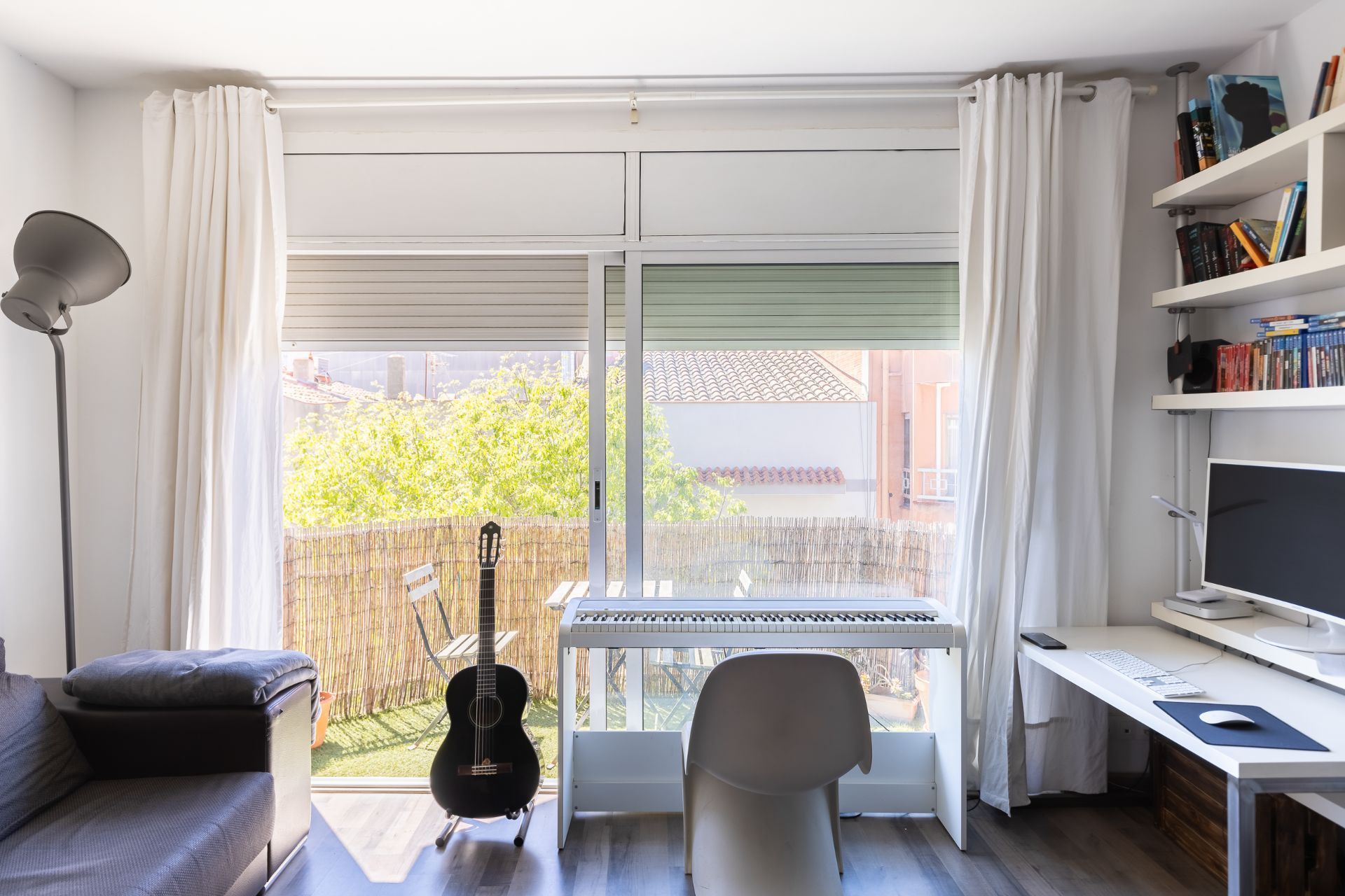 Balcony of Duplex for sale in Badalona  with Air Conditioner and Heating