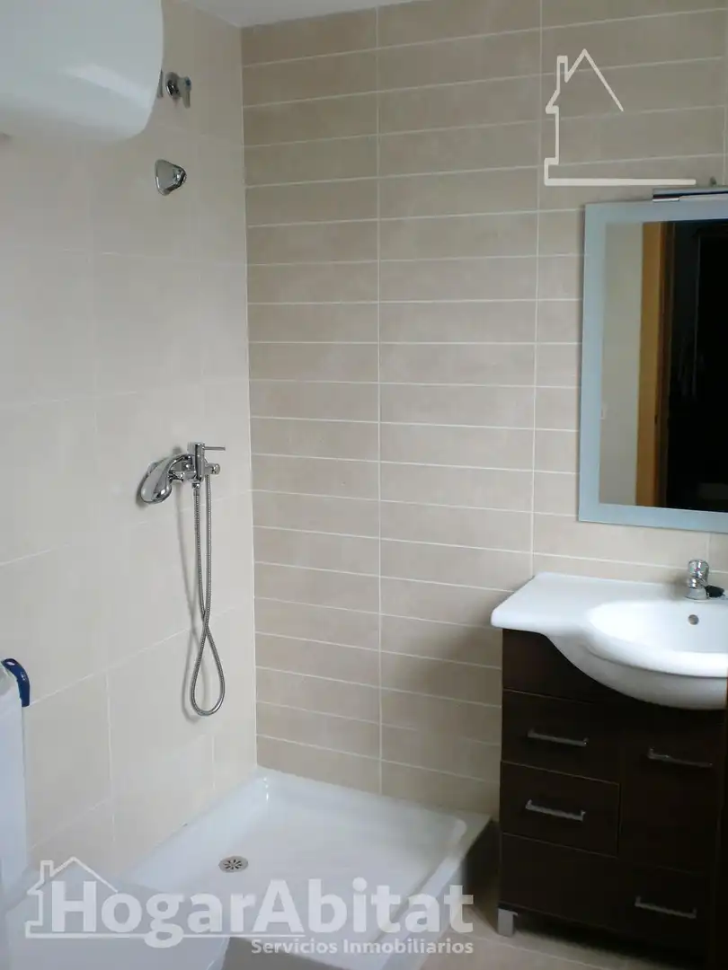 Badezimmer von Dachboden zum Verkauf in Burriana / Borriana mit Terrasse