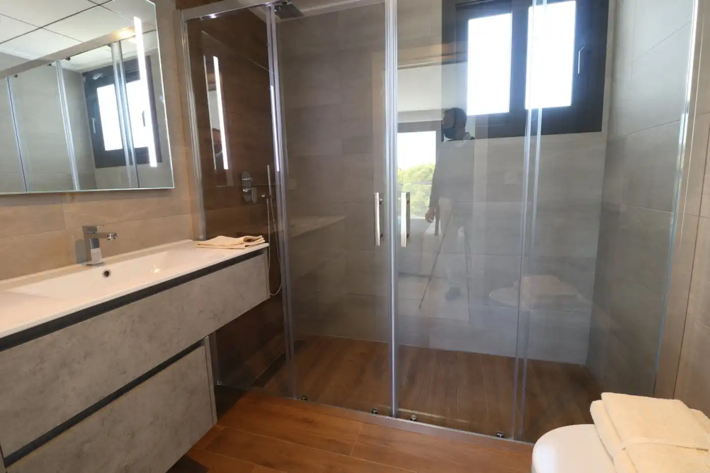 Bathroom of Houses for sale in La Nucia  with Air Conditioner, Private garden and Terrace