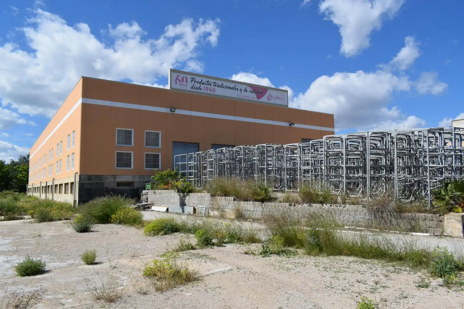 Exterior view of Industrial buildings for rent in Bullas