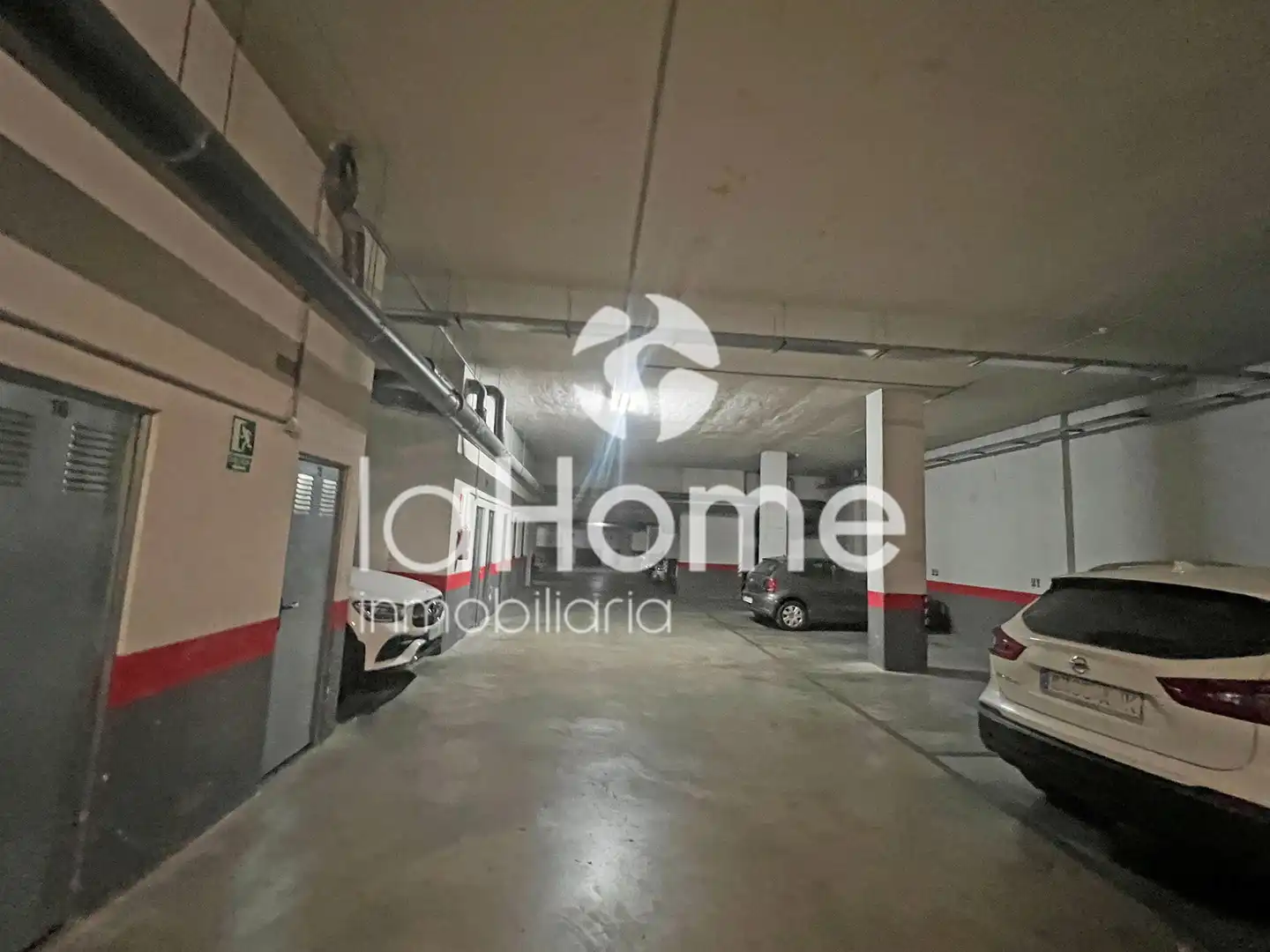 Parking of Apartments for rent in Paterna  with Air Conditioner, Terrace and Furnished