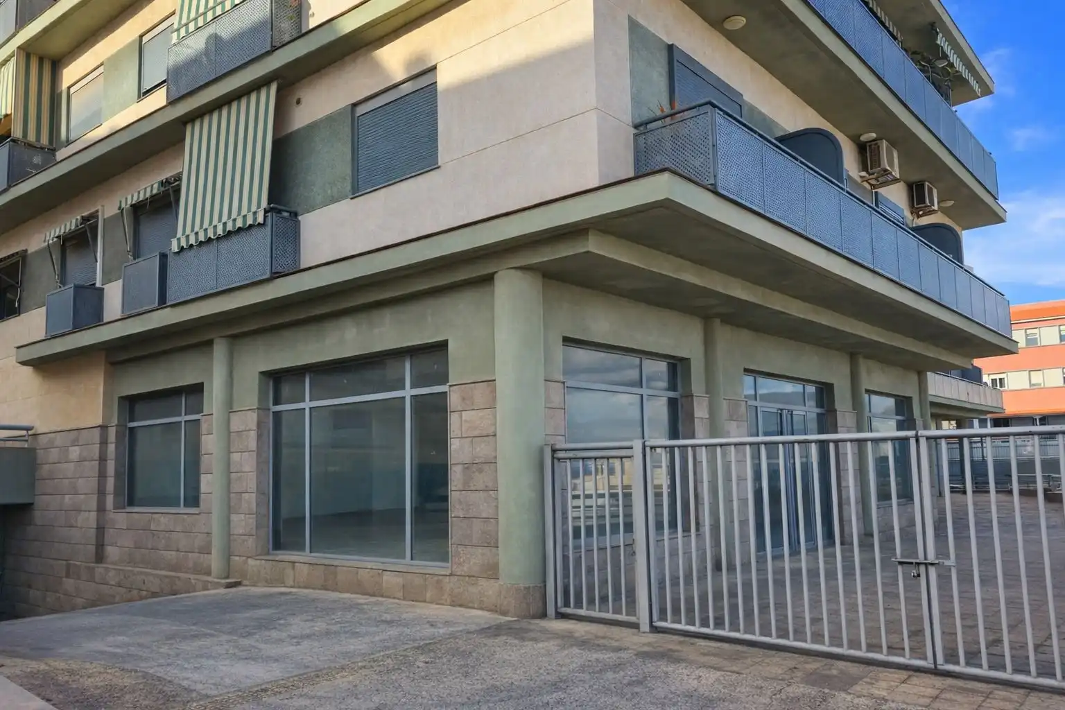 Local comercial en venda a Calle Atardecer 1