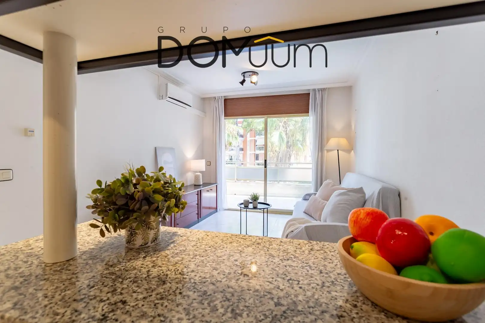 Living room of Flat for sale in Salou  with Air Conditioner, Heating and Furnished