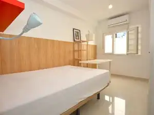 Bedroom of Buildings for sale in Sevilla