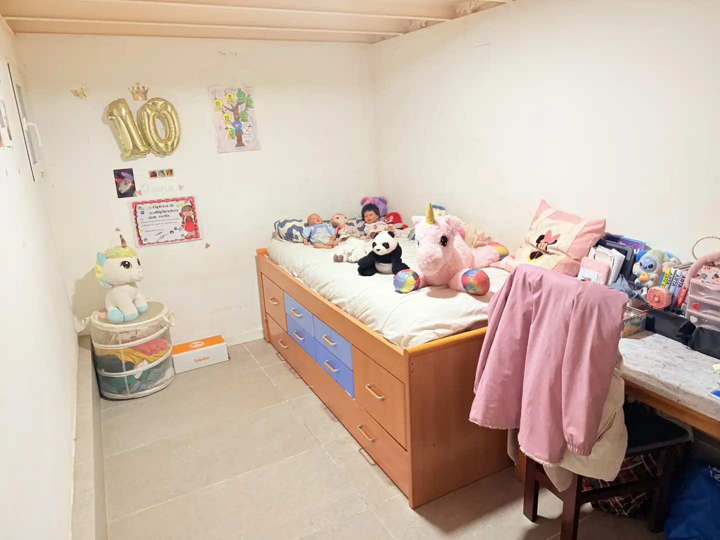 Habitación de Piso en venta en Badalona con Amueblado, Horno y Lavadora
