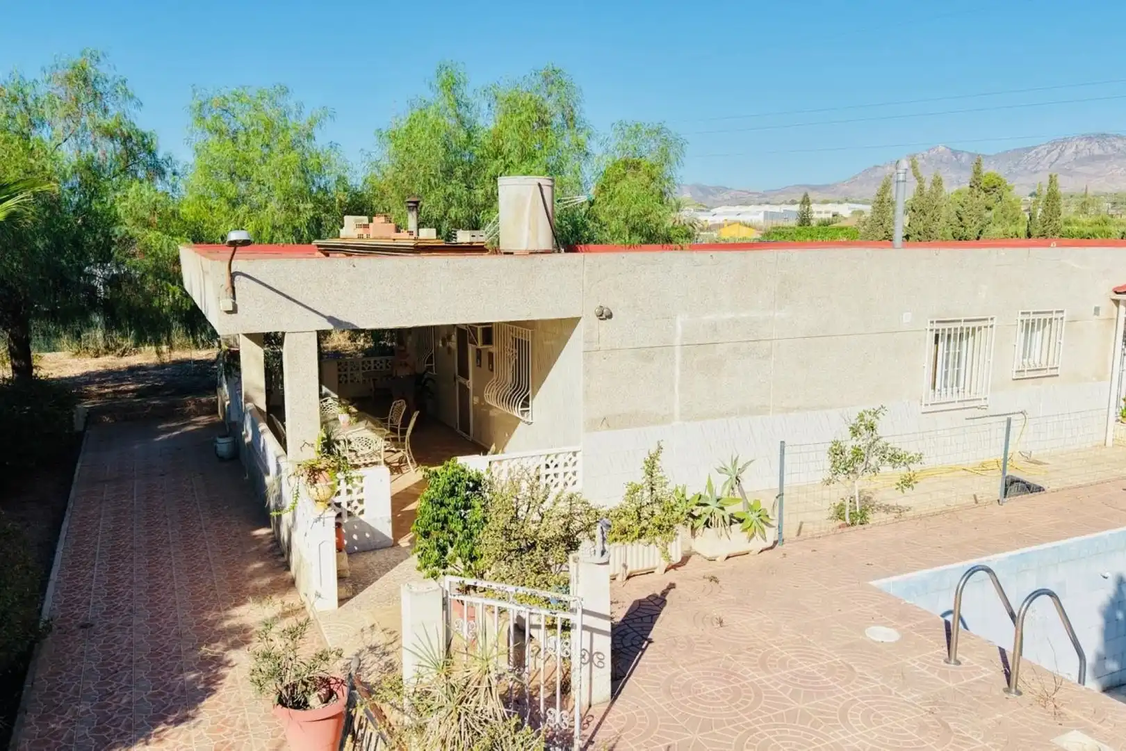 Vista exterior de Casa o chalet en venta en Crevillent, Alicante