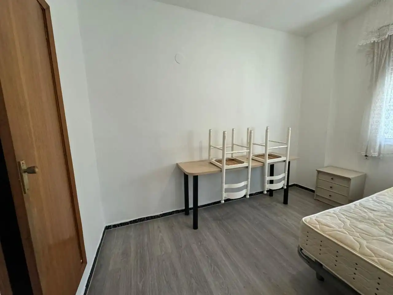 Schlafzimmer von Wohnung zur Miete in Ourense Capital  mit Heizung, Terrasse und Möbliert
