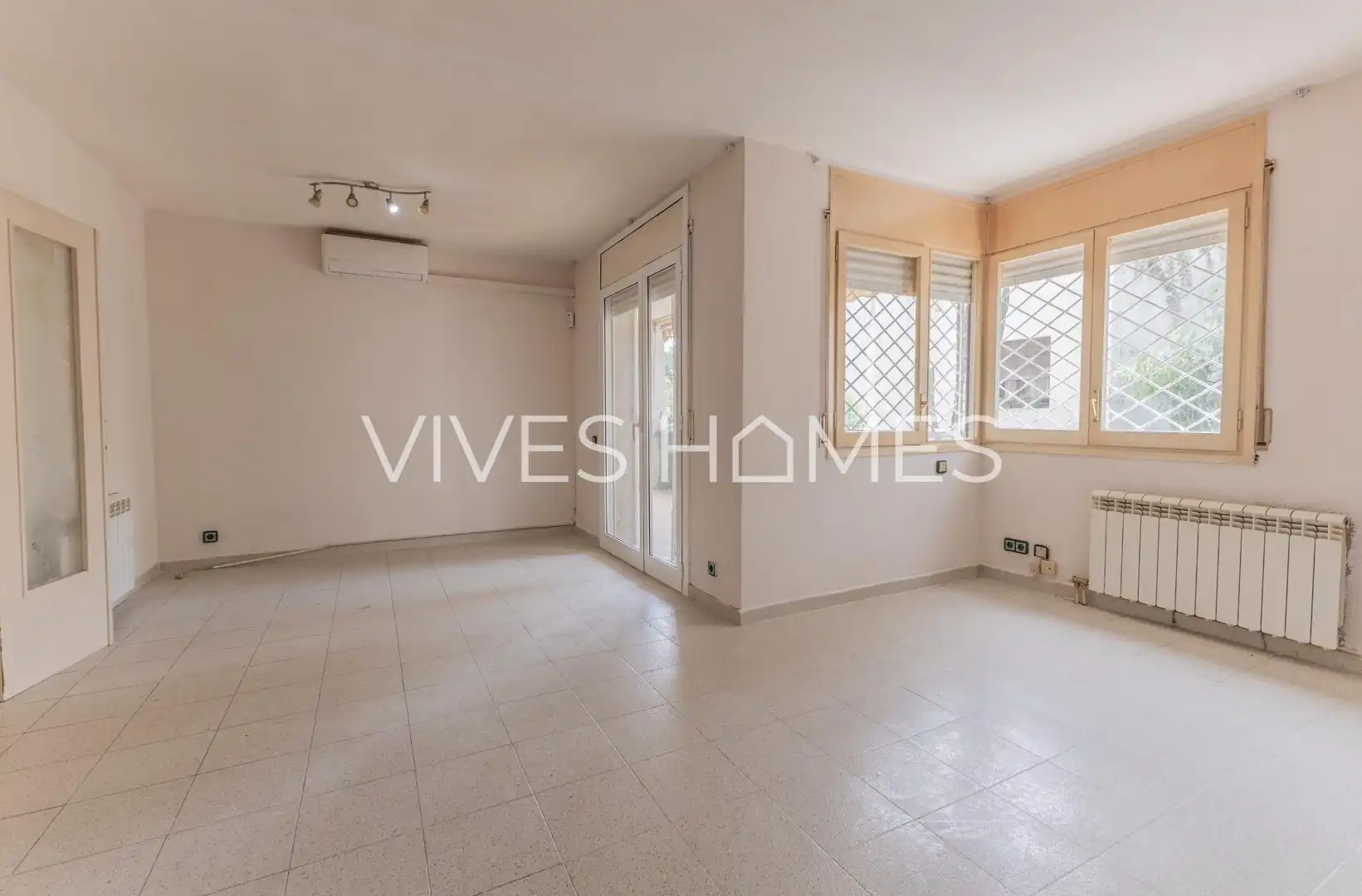 Sala de estar de Planta baja en venta en Caldes d'Estrac con Aire acondicionado, Calefacción y Terraza