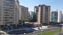 Exterior view of Flat for sale in  Sevilla Capital  with Balcony