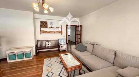 Foto 3 de Piso en venta en Cangas pueblo, Cangas