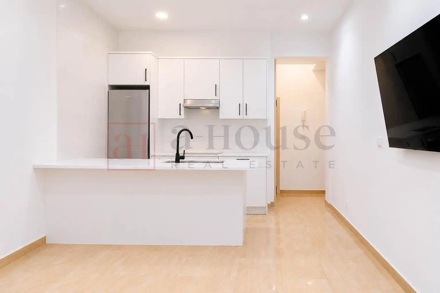 Cocina de Planta baja en venta en Madrid con Calefacción