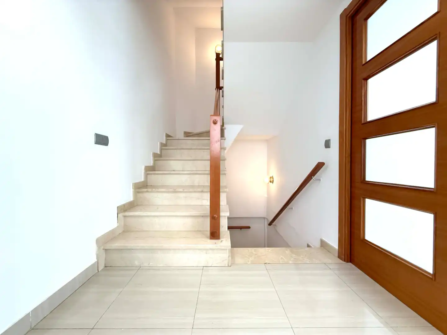 Semi-detached house with pool for sale in Carrer d'Escornalbou, imagen 11