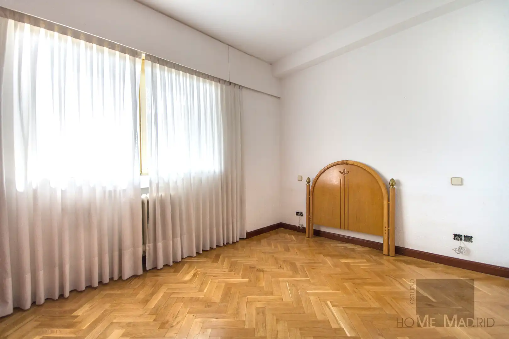 Bedroom of Attic for sale in Madrid  with Air Conditioner, Heating and Terrace