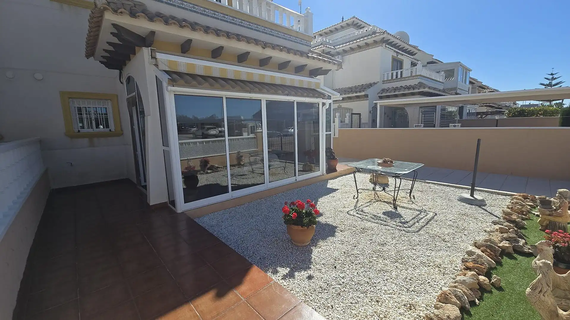 Terrassa de Finca rústica en venda en Orihuela amb Jardí privat, Terrassa i Moblat
