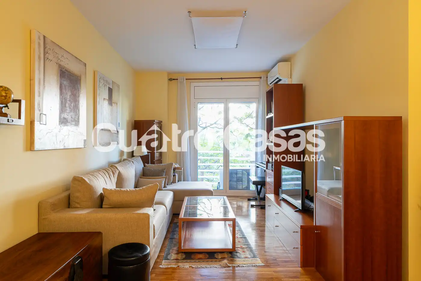 Sala d'estar de Pis en venda en Barcelona amb Aire condicionat, Calefacció i Parquet