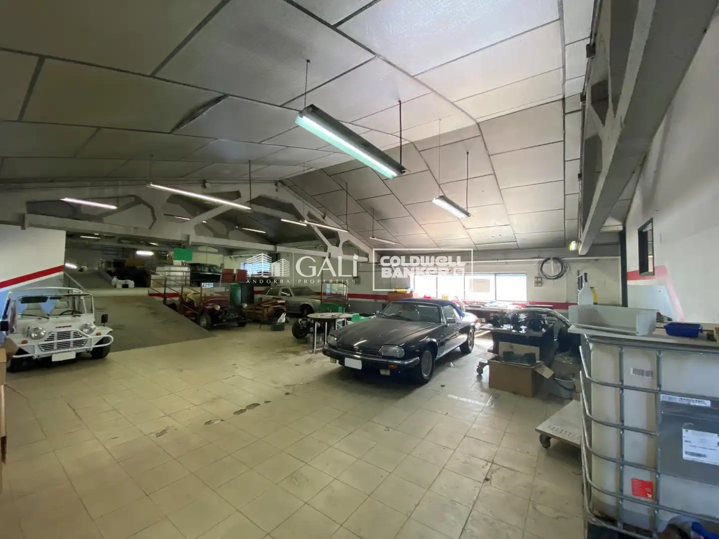 Industrial building to rent in Les Bons, imagen 3