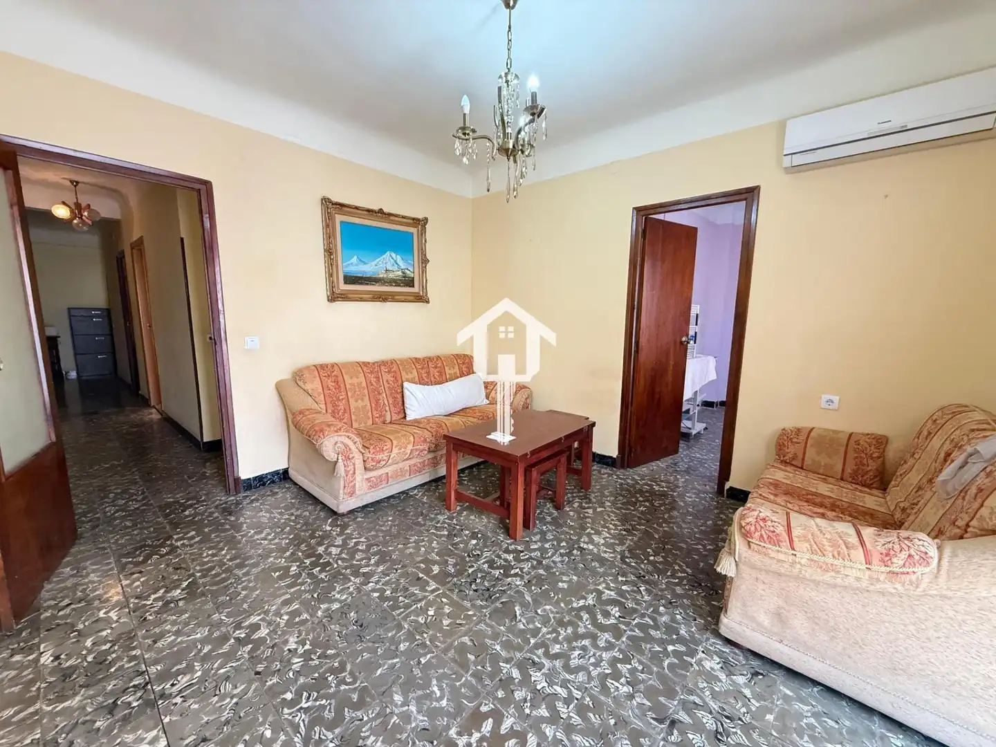 Apartamento en venta en Calle MAESTRO ALONSO, Altozano - Conde Lumiares