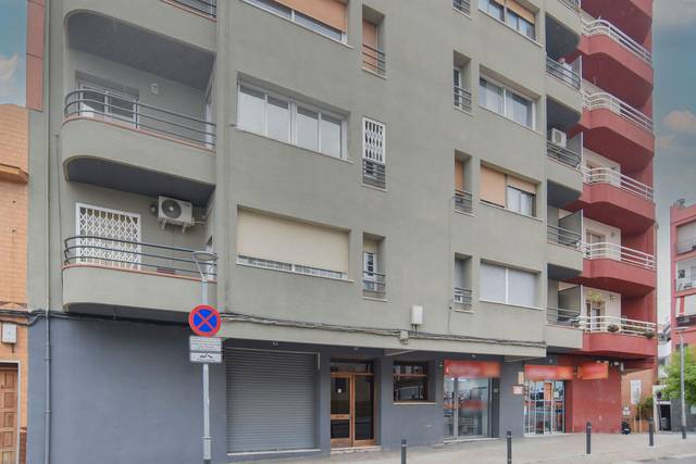 Piso en Venta en Av Corregiment de Mataró en Cirera