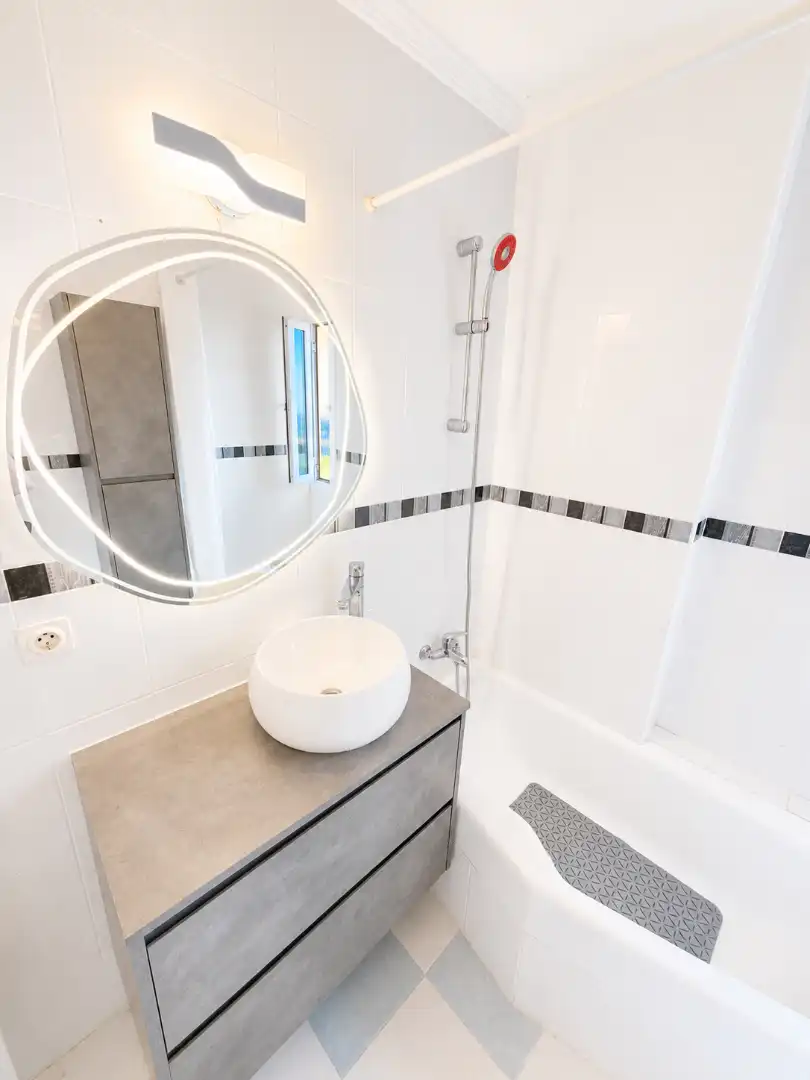 Bathroom of Apartments for sale in Benalmádena  with Terrace and Furnished