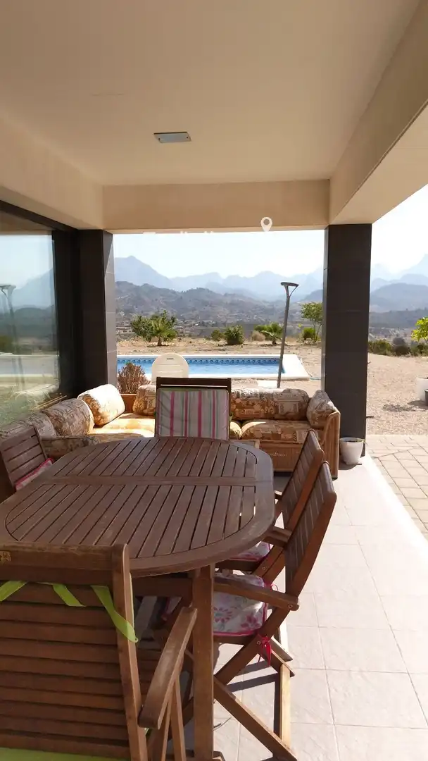 Terrassa de Casa o xalet en venda en Relleu amb Aire condicionat, Calefacció i Piscina