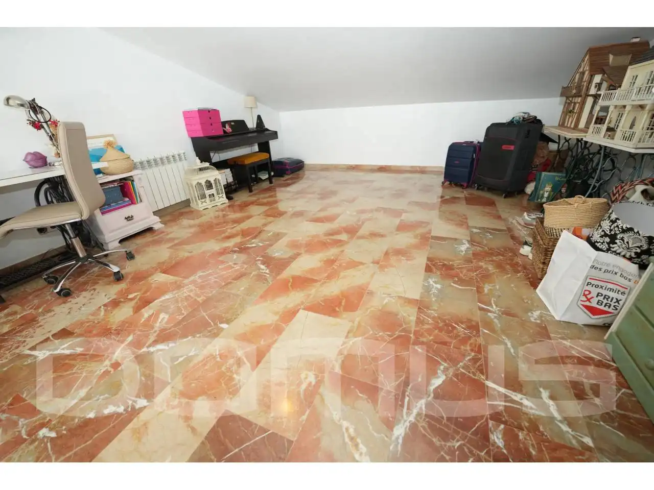 Casa adosada en venda en Sant Vicenç Dels Horts amb Aire condicionat, Calefacció i Terrassa