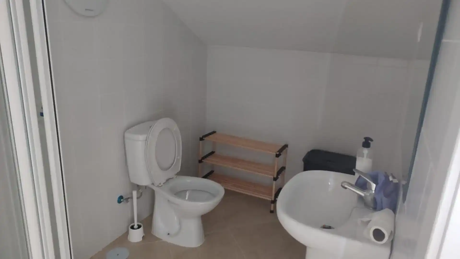 Badezimmer von Maisonette zur Miete in Benalmádena mit Klimaanlage und Balkon