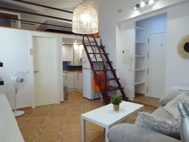 Estudio de alquiler en Málaga con Aire acondicionado, Amueblado y Lavadora