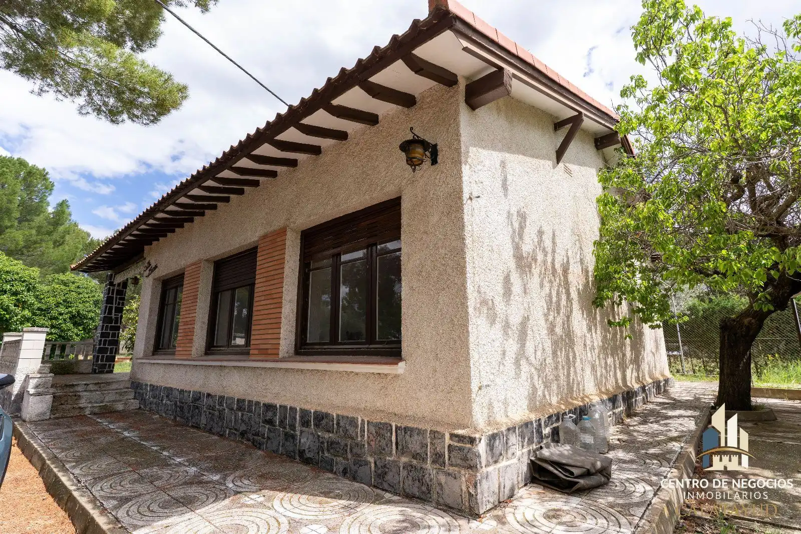 Vista exterior de Casa o xalet en venda en Calatayud amb Calefacció i Piscina
