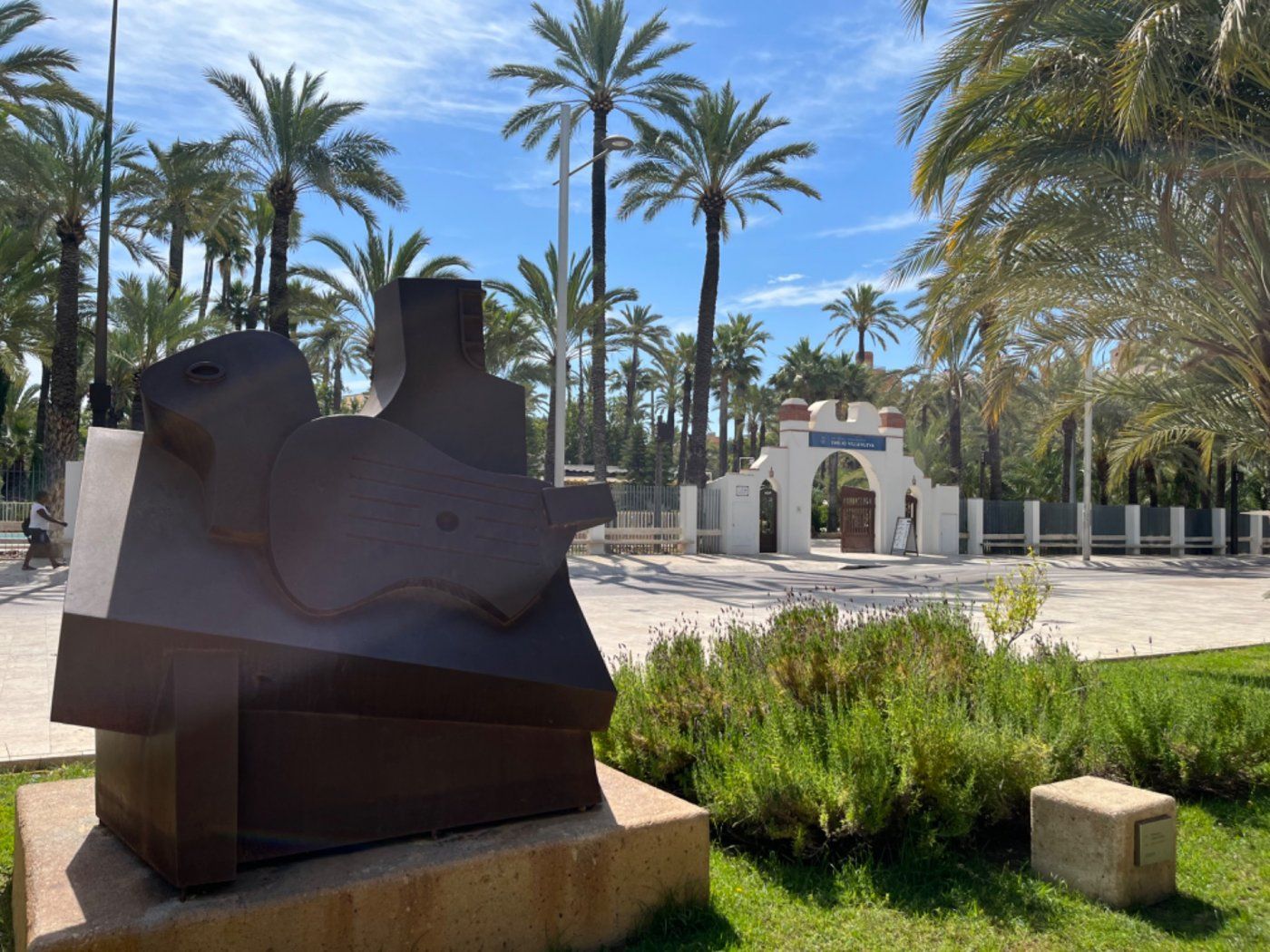 Exterior view of Planta baja for sale in Elche / Elx