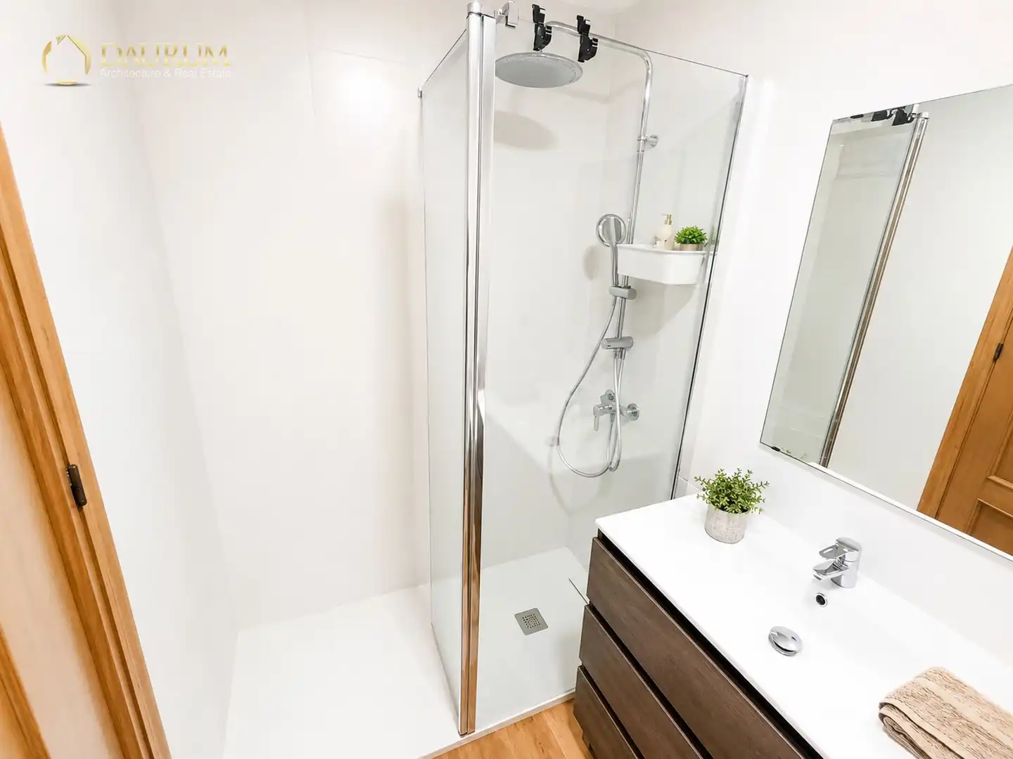 Bathroom of Flat for sale in Elche / Elx  with Air Conditioner, Heating and Terrace