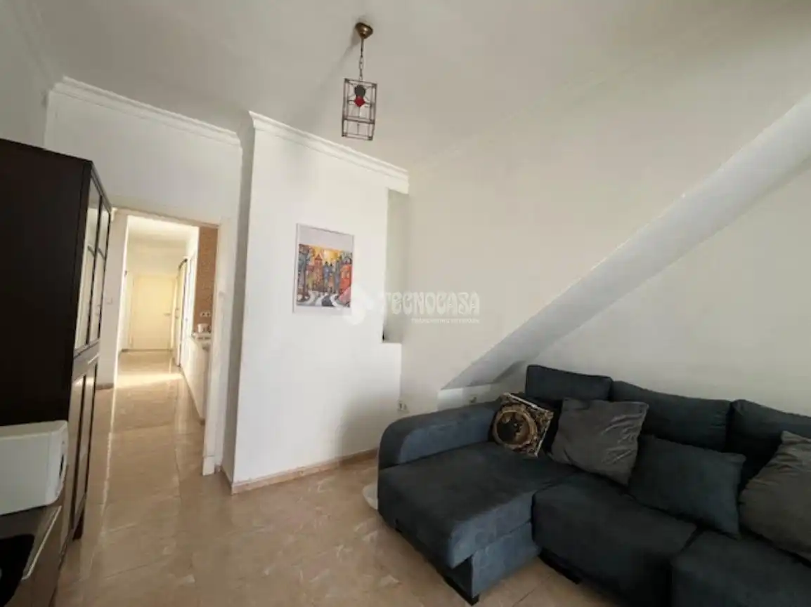Sala de estar de Casa adosada en venta en Pilas con Aire acondicionado y Amueblado