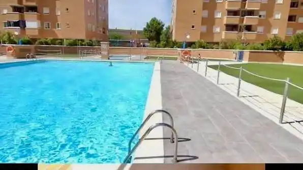 Piscina de Àtic en venda en Zaragoza amb Aire condicionat, Calefacció i Jardí privat