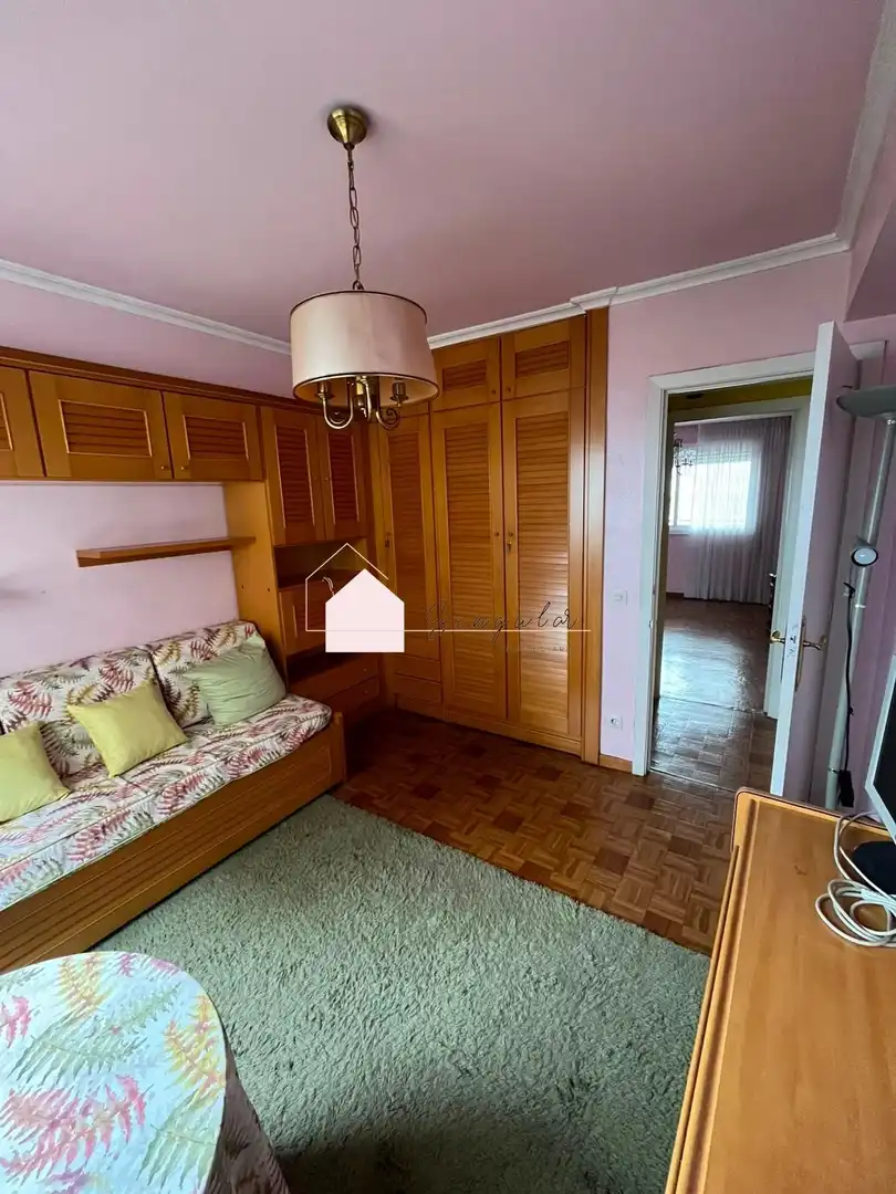Habitación de Piso en venta en Vigo  con Trastero