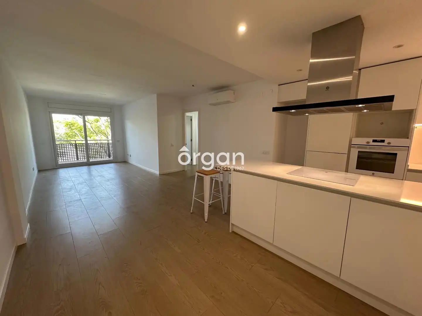 Habitación de Piso en venta en Sant Cugat del Vallès con Aire acondicionado, Calefacción y Terraza