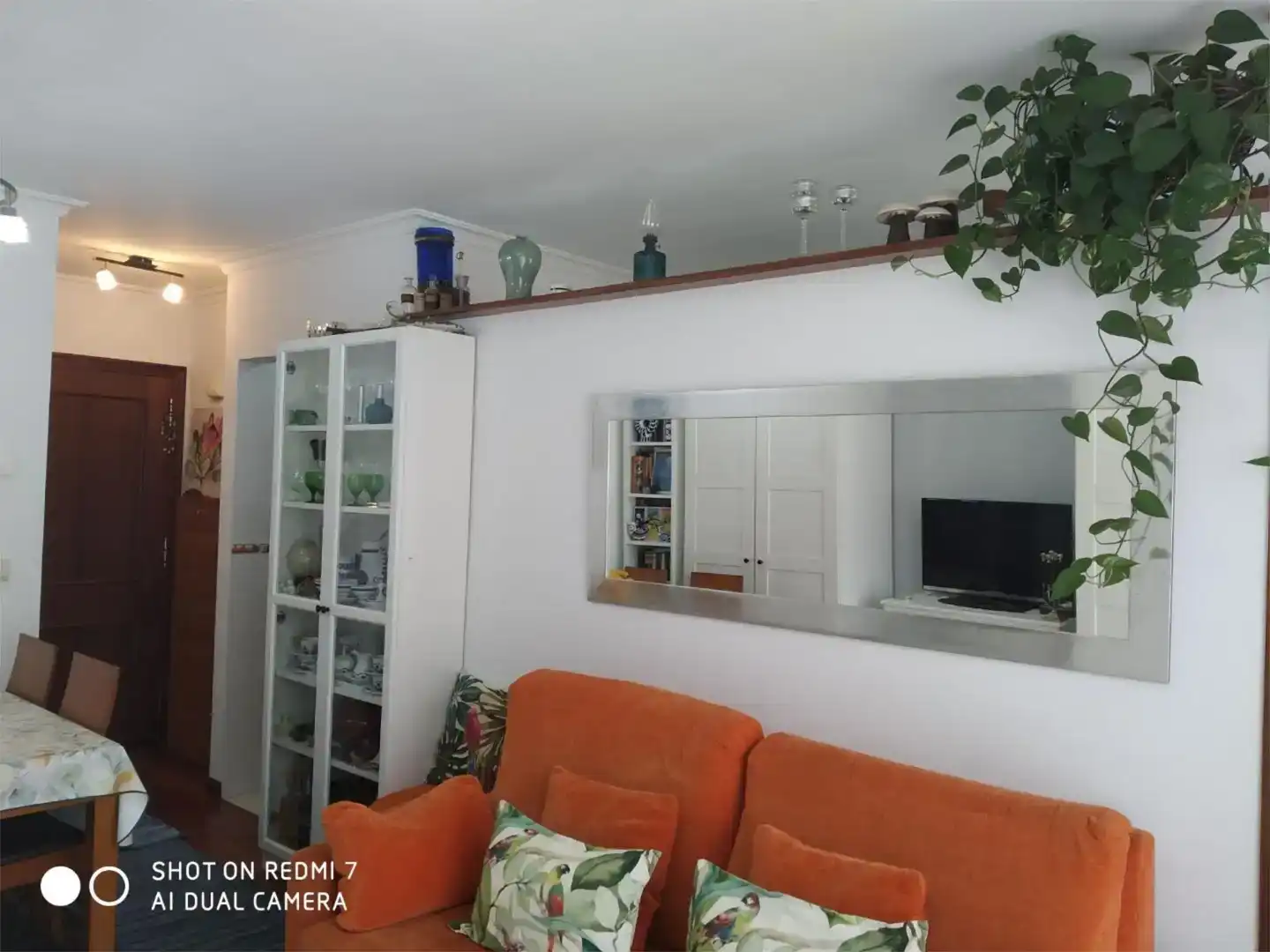 Living room of Study for sale in Gondomar  with Parquet flooring and Storage room
